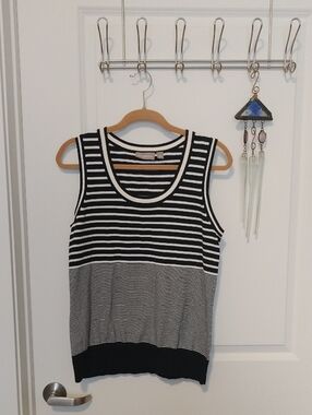 Croft And Barrow Classic Black & White Striped Sleeveless Top - Women's